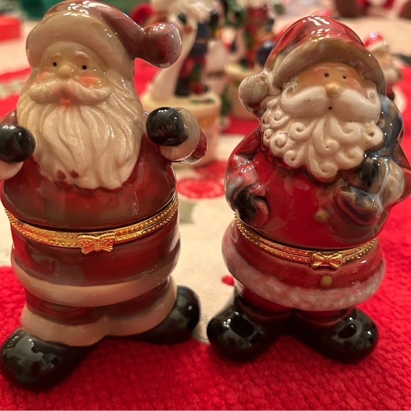 Christmas Porcelain Trinket Boxes - Picture 2 of 15